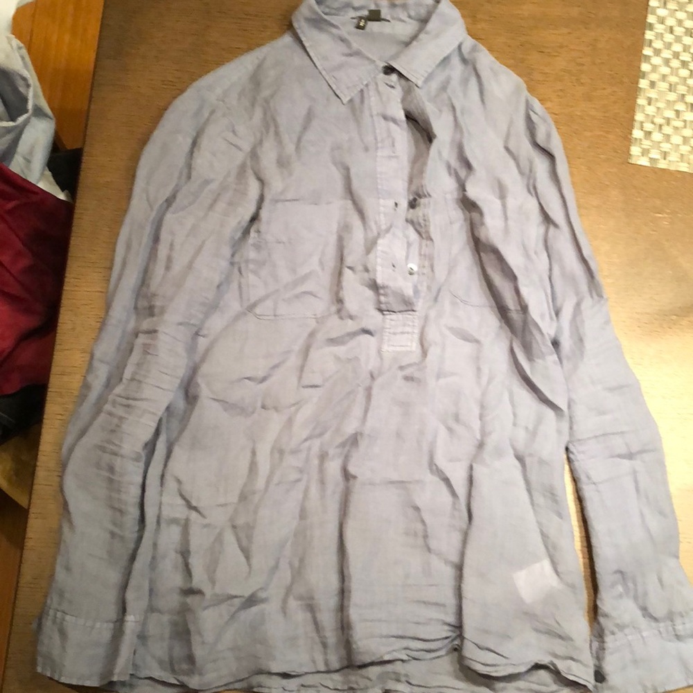 Perfect for summer, theory linen shirt.